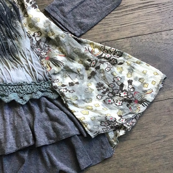 💥PAPILLON VANCOUVER LOS ANGELES💥 Unique Vintage Top! New Condition. Size Sm. - Picture 10 of 16